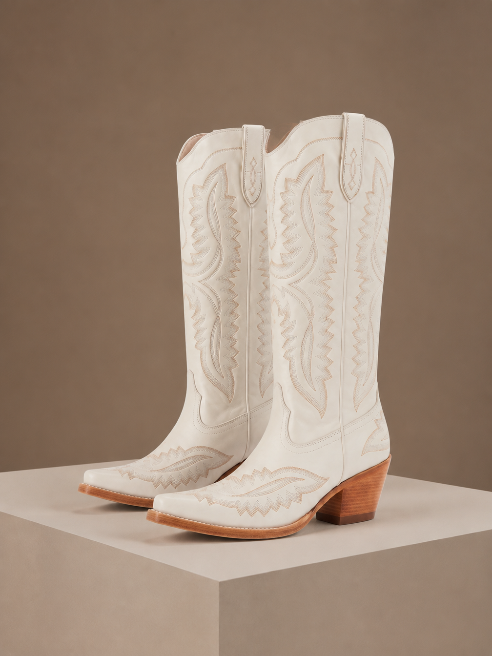 Women’s Knee-High Western Cowboy Boots with Pointed Toe and Contrast Stitching - White