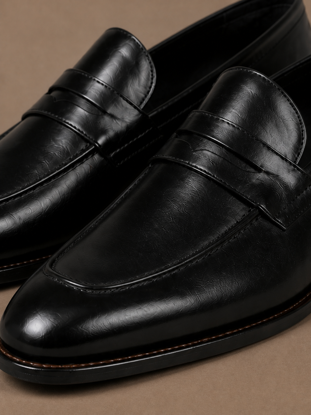 Men's Leather Loafers Square Toe Dress Shoes - Black or Brown - Black - Detail Close-Up [AI-OPT:b24298de-de7b-4e4c-bece-07691a50fe4b]