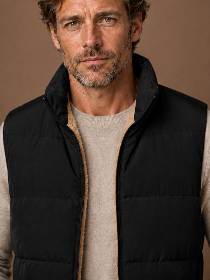 Men's Winter Gilet with Faux Fur Lining, Quilted Sleeveless Padded Waistcoat with Stand Collar - Black - Detail Close-Up [AI-OPT:044a7aa9-8016-4d36-b870-05d5ed7d97bb]