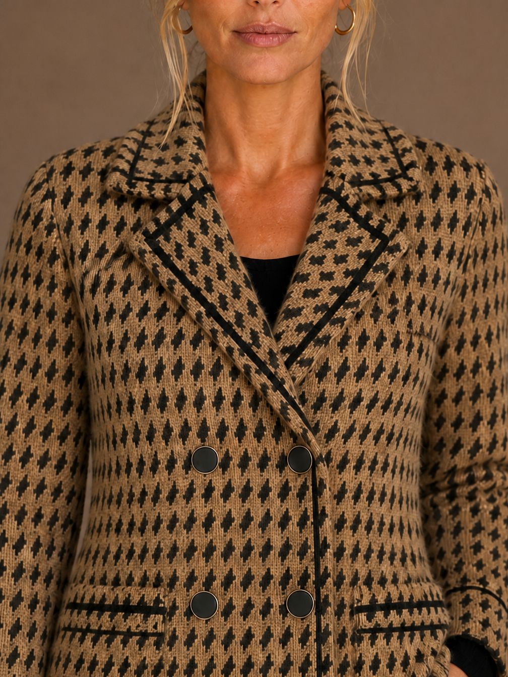 Cropped Houndstooth Knit Jacket with Double-Breasted Buttons - Camel - Detail Close-Up [AI-OPT:66bcf5d6-3e1f-4ab6-b64a-a0ba4a496326]