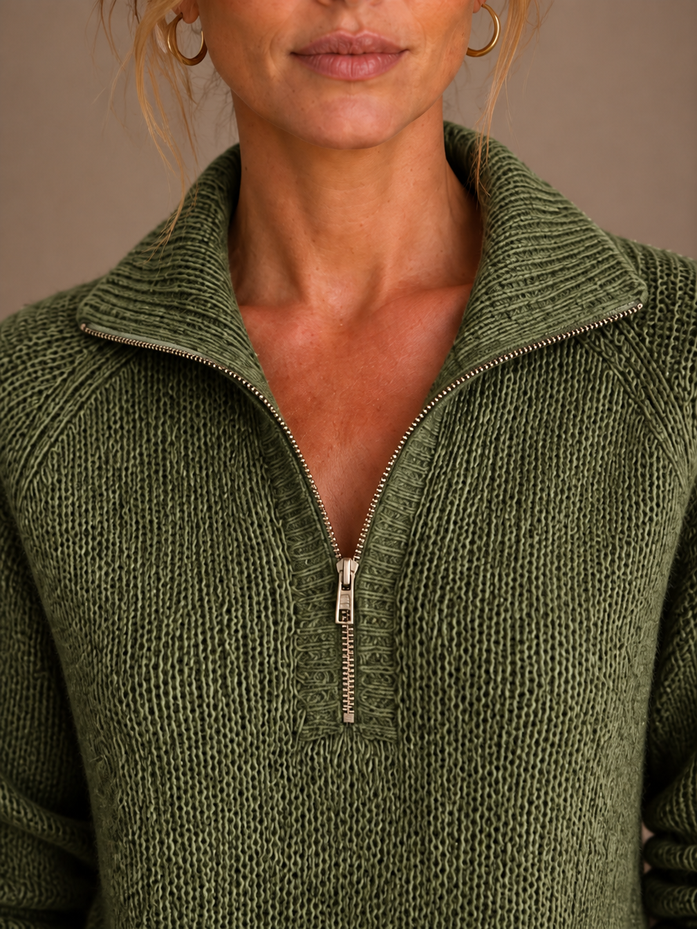 Women's Pure Cashmere Half-Zip Knitted Pullover Sweater with Long Sleeves - Dark Green - Detail Close-Up [AI-OPT:8be541ba-4c8b-4732-87c0-4d33997340cc]