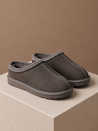 Women's Chestnut Faux Fur Lined Outdoor Slippers with Memory Foam Footbed - Dark Grey