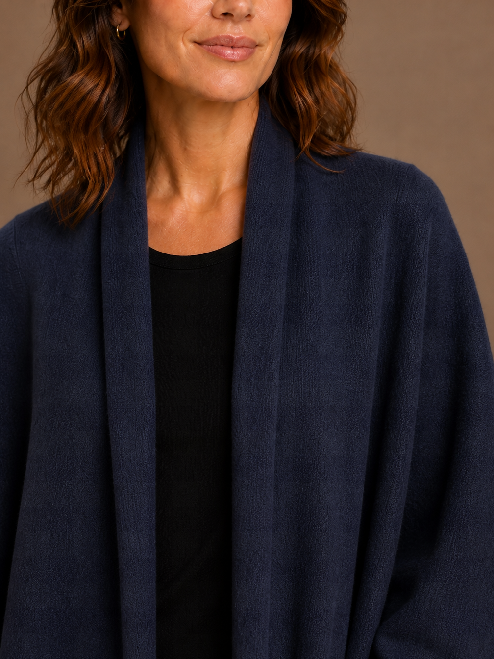 Women's Wool Cashmere-Look Shawl Scarf Cape - Dusk - Detail Close-Up [AI-OPT:3b9904d2-8166-48ee-affa-2e73baeb9780]