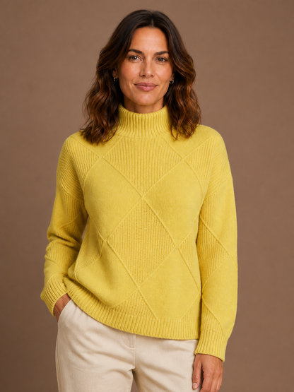 Women's Wool Turtleneck Jumper – Warm Winter Knit - Geel