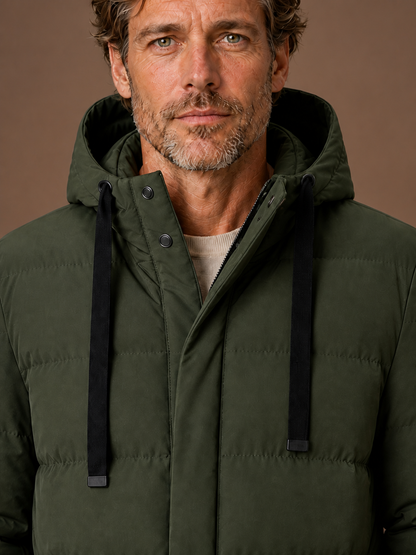 Men's Long Hooded Puffer Jacket Insulated Winter Coat - Green - Detail Close-Up [AI-OPT:5eedbce0-4b8f-4e18-a4e8-97ff4b5dcb38]