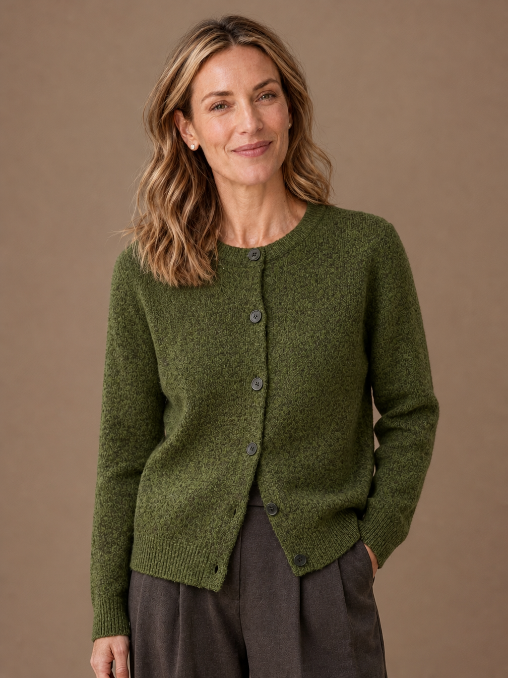 Women’s Chunky Knit Cardigan - Button Front Soft Sweater - Green