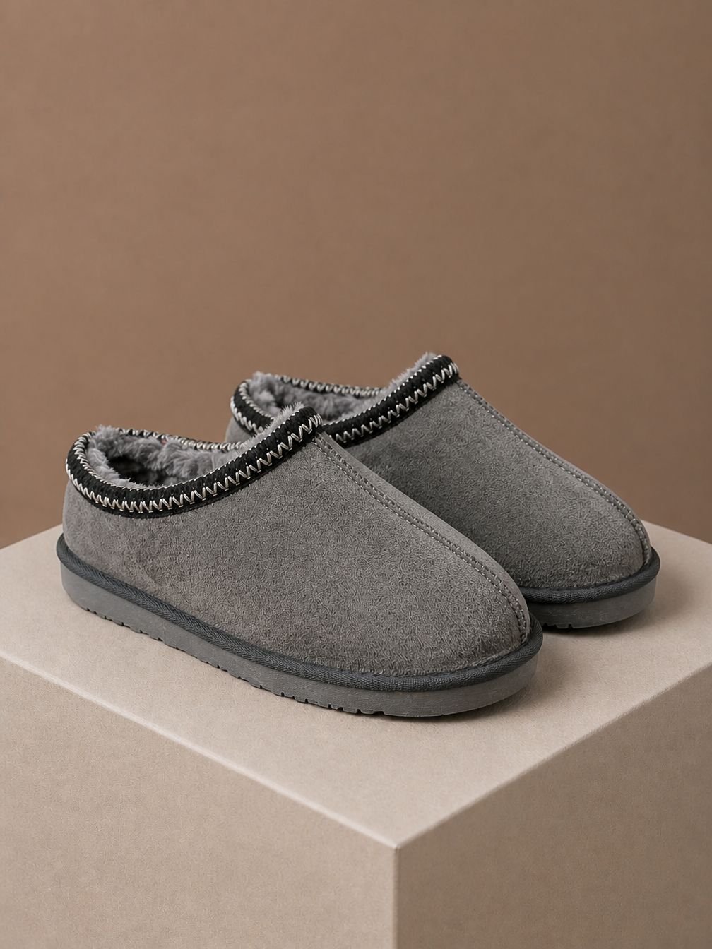 Women's Chestnut Faux Fur Lined Outdoor Slippers with Memory Foam Footbed - Grey