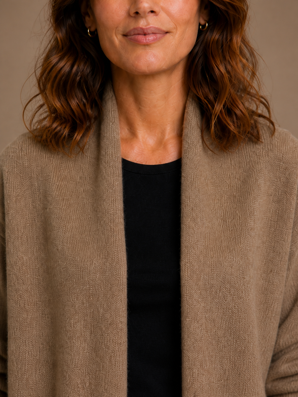 Women's Wool Cashmere-Look Shawl Scarf Cape - Khaki - Detail Close-Up [AI-OPT:ae84b67a-95d1-4855-94d1-ee42328125f1]
