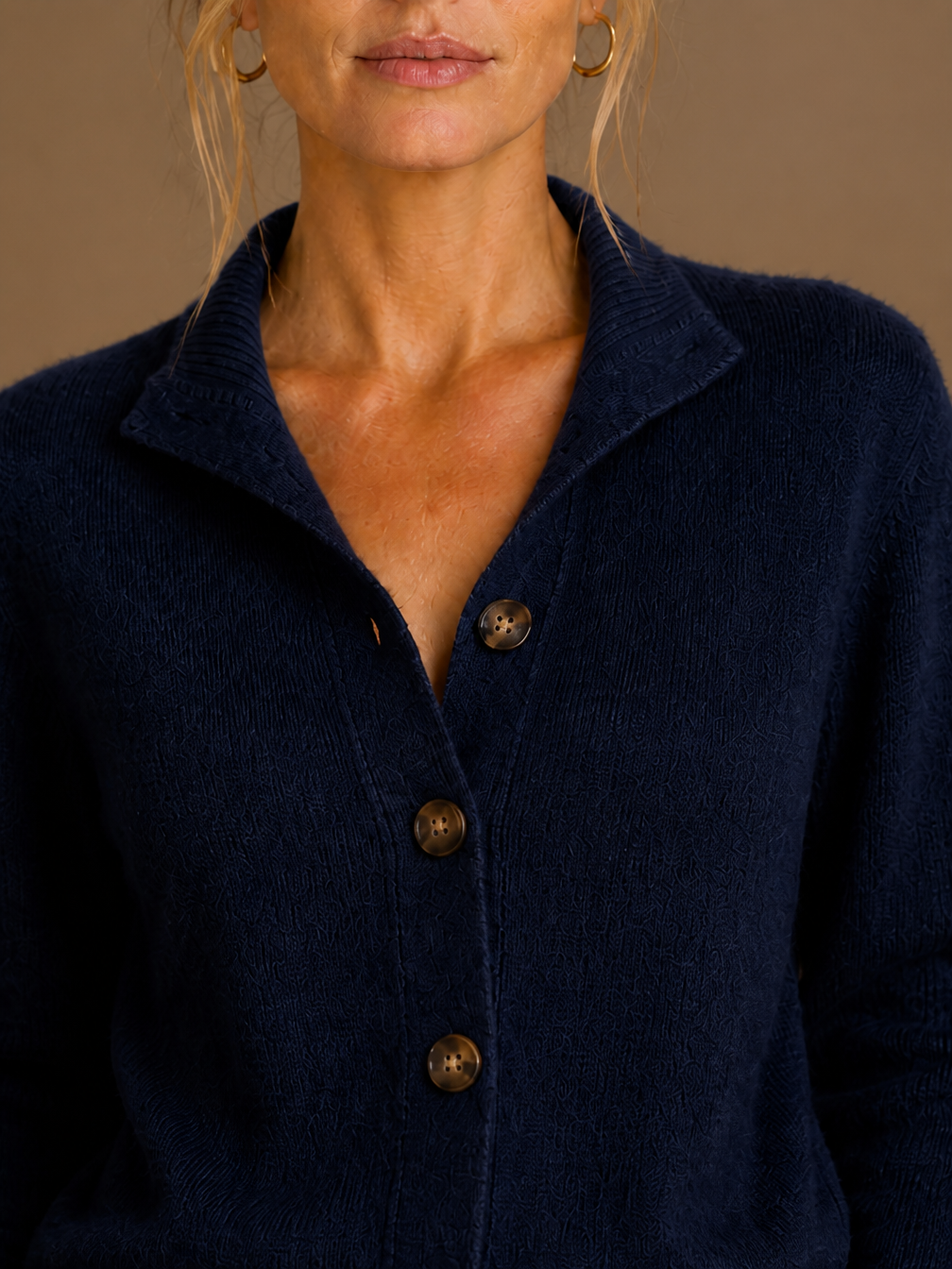 Women's Thick Cashmere Blend Cardigan with Bold Buttons and Half-High Neck - Navy - Detail Close-Up [AI-OPT:18533e1a-3efe-4d7a-b0d9-7106a83ea9ca]